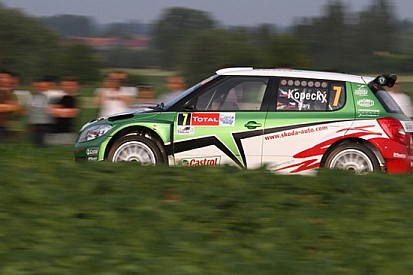 Ypres: Kopecky si getta all'inseguimento di Loix
