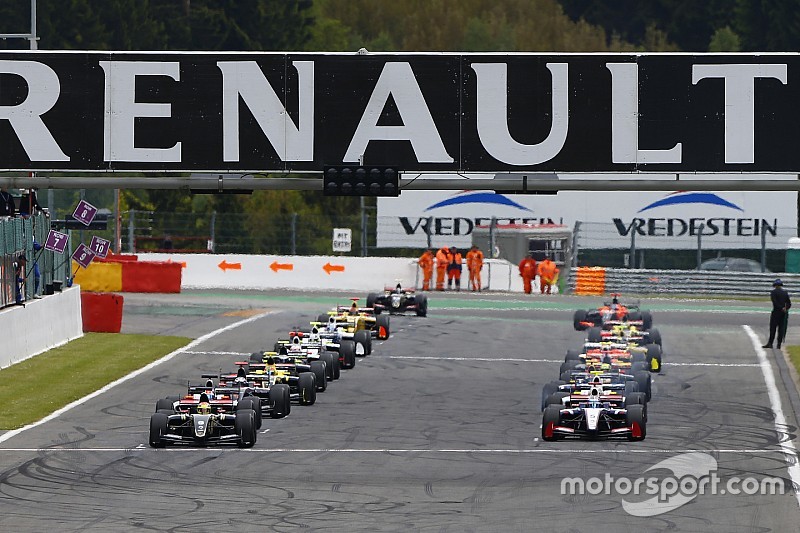 В Renault возродят молодёжную программу