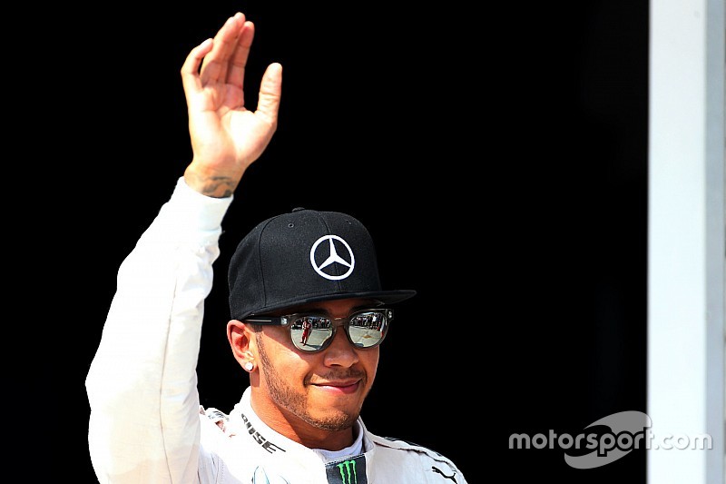 “Gostaria de fazer uma corrida de NASCAR um dia”, diz Hamilton