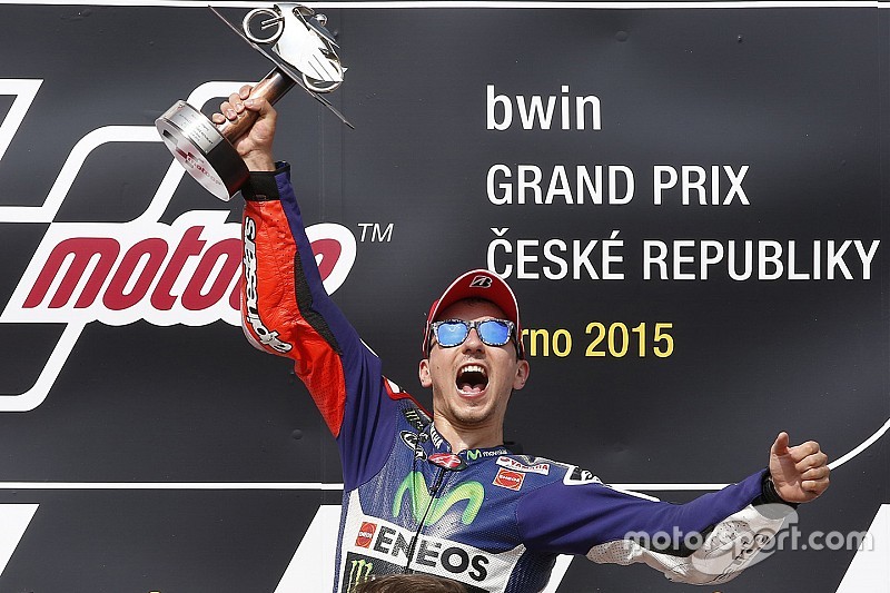 Lorenzo se impone en Brno