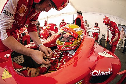 Esteban se une a las felicitaciones para Ferrari