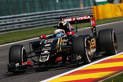 Grosjean penalizará en la grilla por reemplazar la caja de cambios