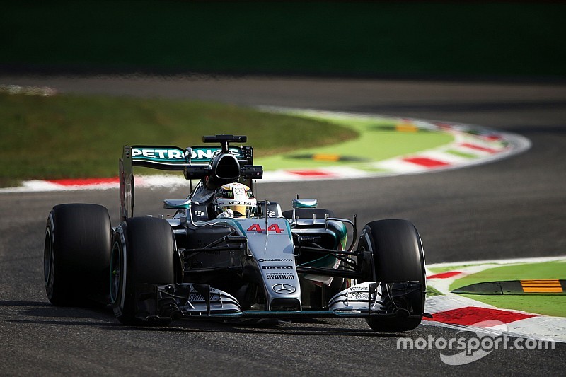 Monza, Libere 1: Mercedes in fuga con il