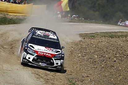 Piloto del rally coruñés "no supo lo que hizo hasta que se bajó del coche"