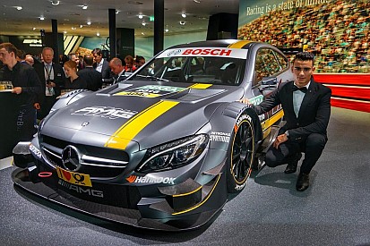 Mercedes presentó en Frankfurt su auto del DTM para 2016