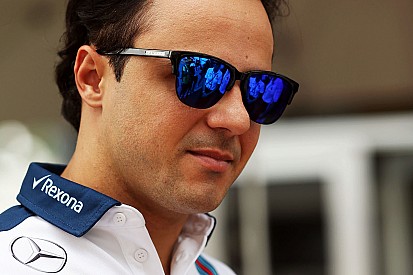 Massa vê grid mais perto que o habitual da Mercedes em Cingapura