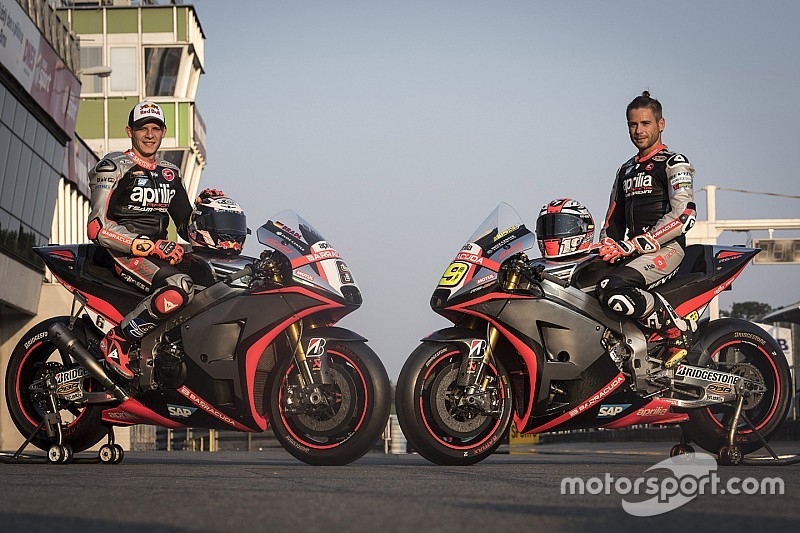 Aprilia confirme Bradl pour 2016; Lowes attendra 2017