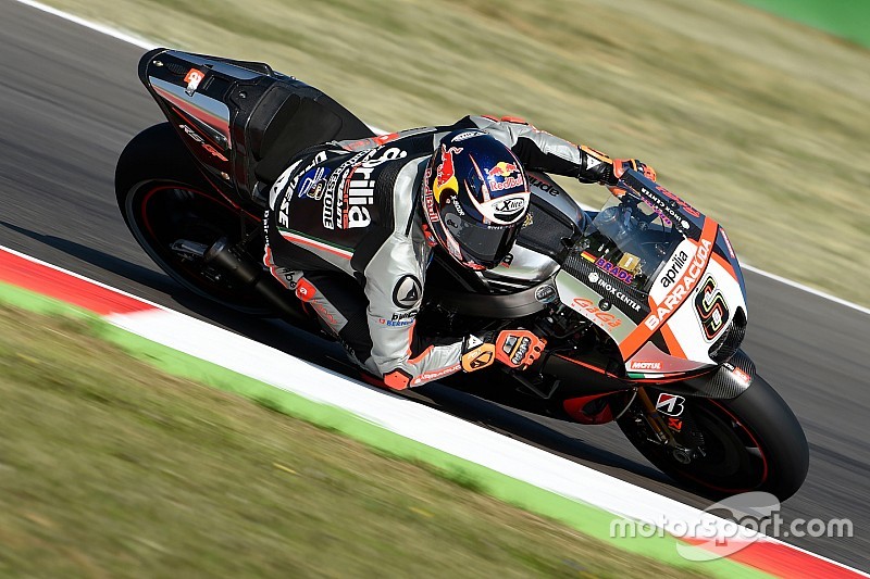 Stefan Bradl fährt auch 2016 mit Aprilia in der MotoGP