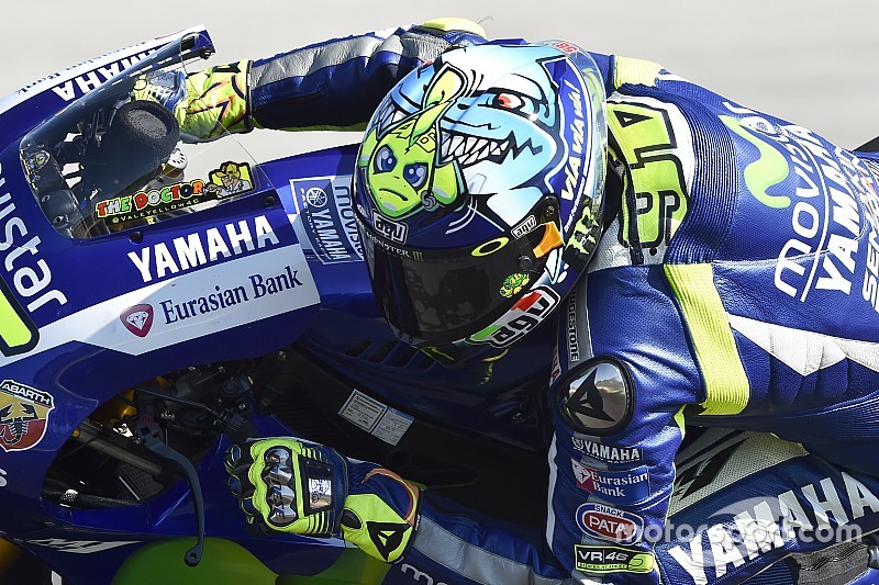 Rossi conoce de la obligación de ganar una carrera más