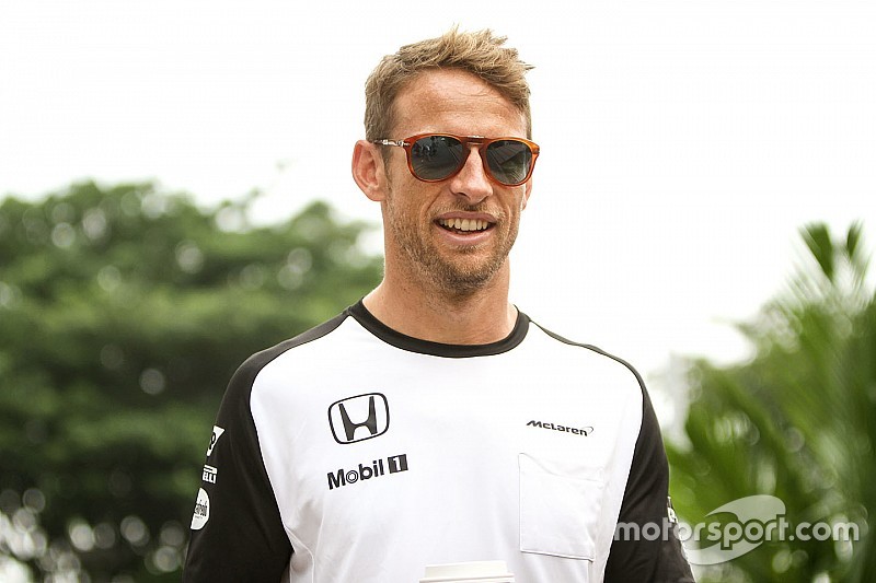 Button says no decision on F1 future yet