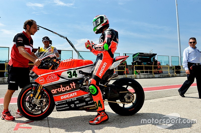 Deux pilotes pour remplacer Giugliano sur la fin de saison