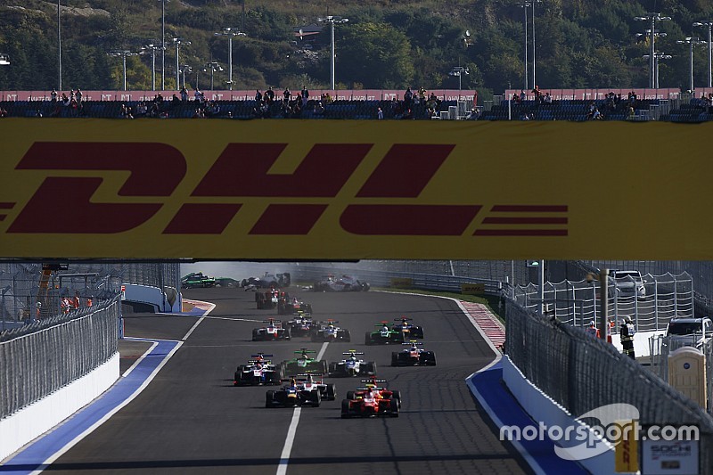 Cancelan la carrera de GP3 por daños en las defensas