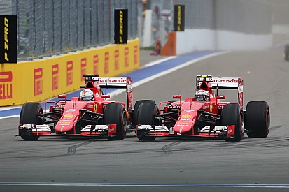 Vettel defende disputa com Kimi sem ordens de equipe