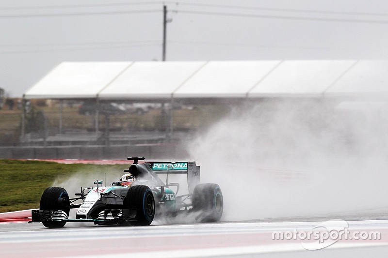 Hamilton - Piloter sous la pluie est comme jouer avec un serpent