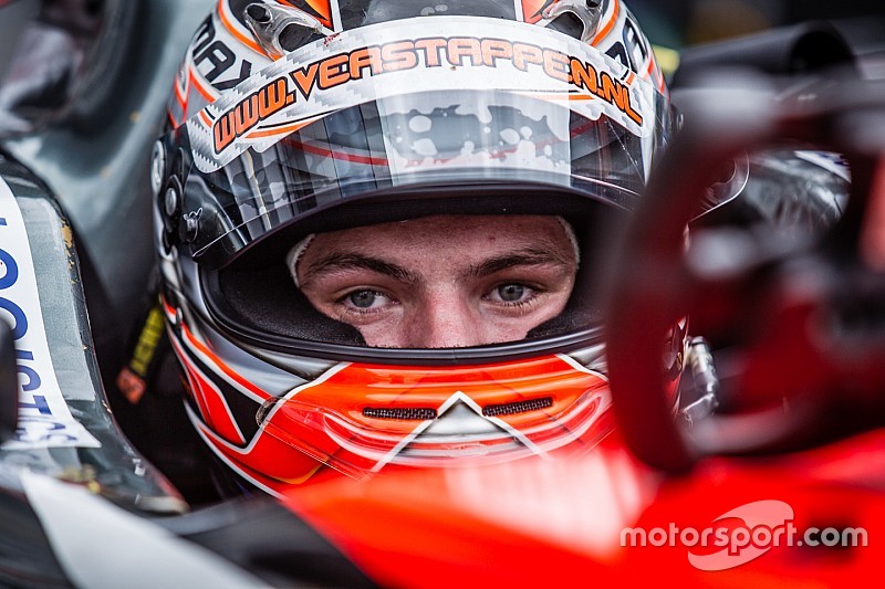 'Max Verstappen heeft de autosport in een houdgreep gelegd'