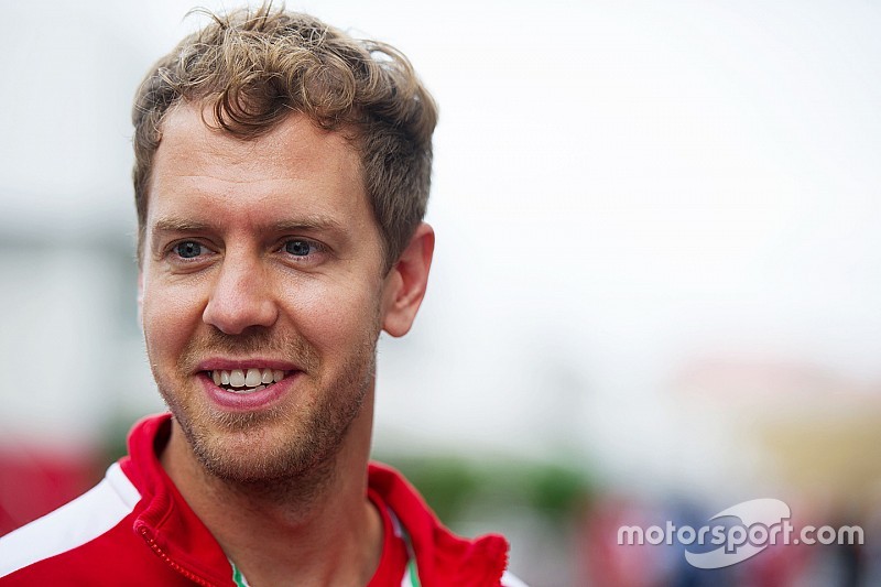 Vettel apunta a vencer a Rosberg para ser subcampeón