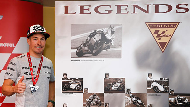 Nicky Hayden è ufficialmente una