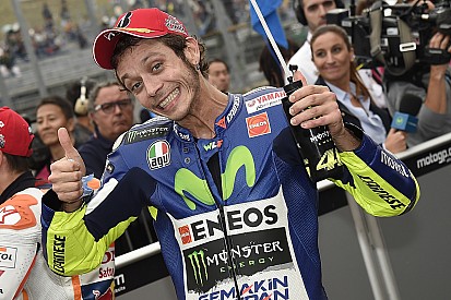 Rossi pode unir torcedores de times rivais na Itália