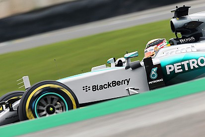 Formel 1 Brasilien: Lewis Hamilton mit Dreher und Bestzeit