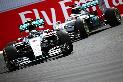 La stratégie Mercedes - Hamilton, Rosberg et l'undercut interdit (2/2)