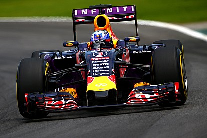Officiel - Red Bull avec des moteurs Renault badgés Tag Heuer