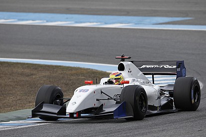 F3.5-nieuwkomer Spirit of Race bevestigt Vaxiviere en Atoev