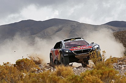 Dakar, Peterhansel: "Gestite bene gomme e vettura"