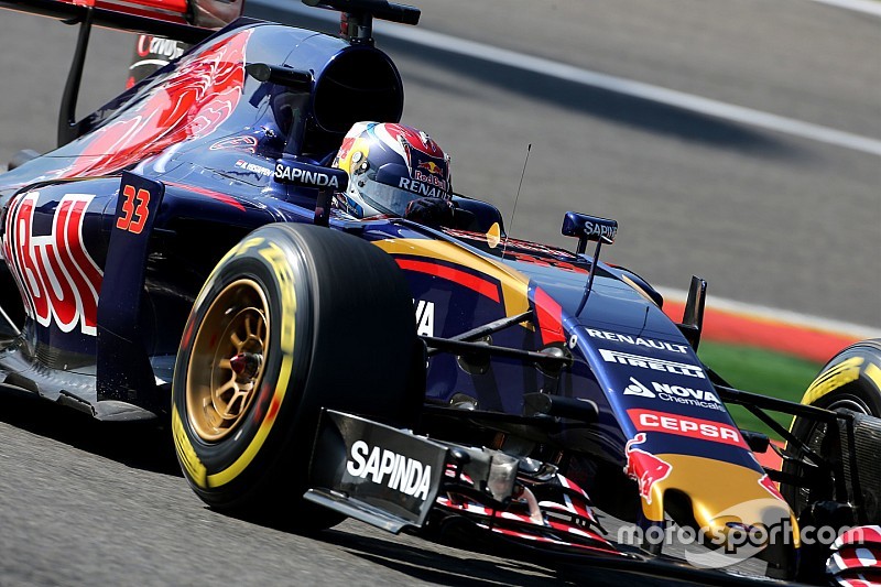 Otro año de aprendizaje es lo correcto para mí: Verstappen