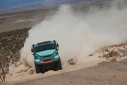 Gerard de Rooy verrast door grote voorsprong en Dakar-leiding