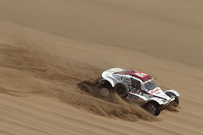 Albert Llovera, el hombre que ni los doctores ni el Dakar, pueden detener