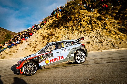 Subito a podio la nuova i20 WRC 2016 con Neuville