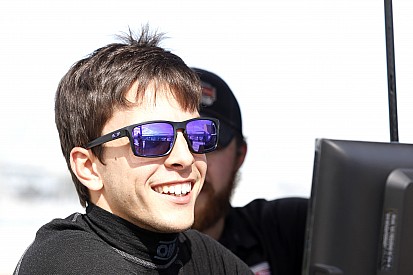 Urrutia llega a la Indy Lights con Schmidt Peterson Motorsports