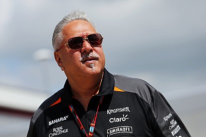 Малья ушел с поста президента United Spirits, но помог Force India
