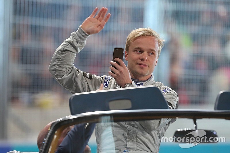 Felix Rosenqvist nominato riserva della Mercedes nel DTM