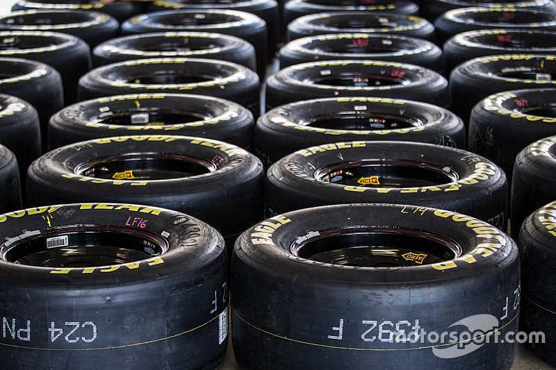El nuevo paquete aerodinámico de NASCAR significó cambios para Goodyear