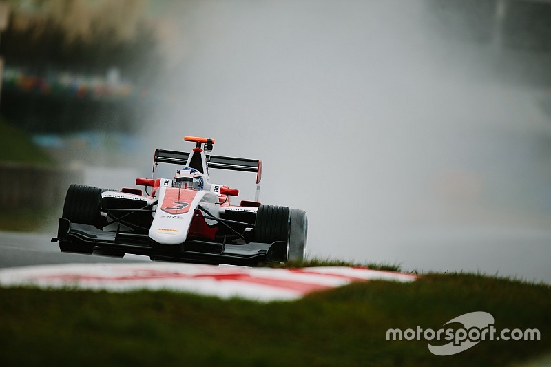 Drie Nederlanders maken kennis met nieuwe GP3-bolide