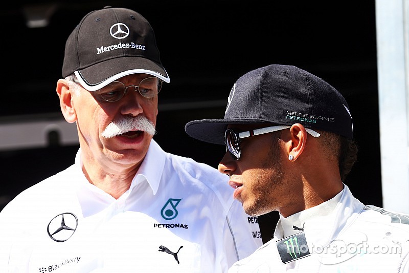 Malestar en Mercedes por las críticas de Ecclestone a la F1