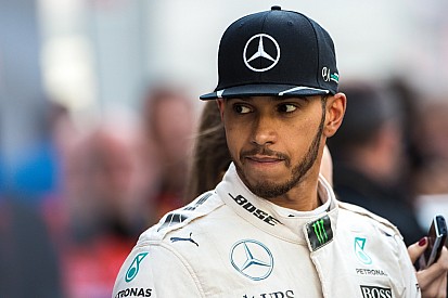 Хэмилтон предчувствует серьезную борьбу с Ferrari
