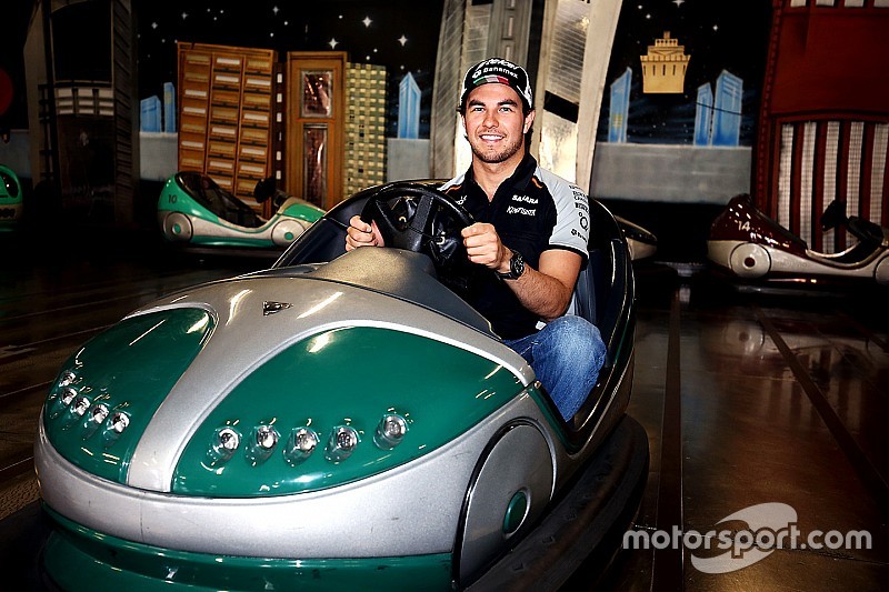 Galería: Sergio Pérez visitó el Luna Park de Melbourne