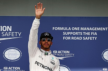 Hamilton grijpt pole voor eerste F1-race van 2016, Verstappen op P5