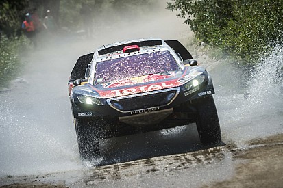 PH Sport купила три машины Peugeot для участия в "Дакаре"