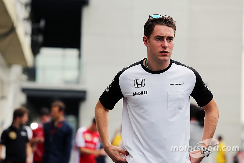 Vandoorne llegará a Bahrein sólo cinco horas antes de los primeros libres