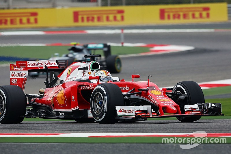 È un problema ad un dado di fissaggio ad aver bloccato Vettel