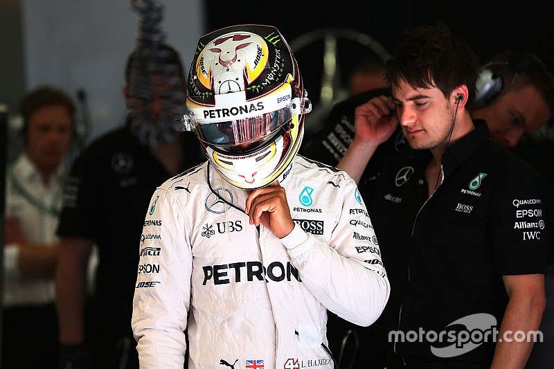 Hamilton reprendido por el incidente y mantiene la pole position