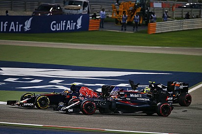 Sainz: "El coche se dañó tras el pinchazo"