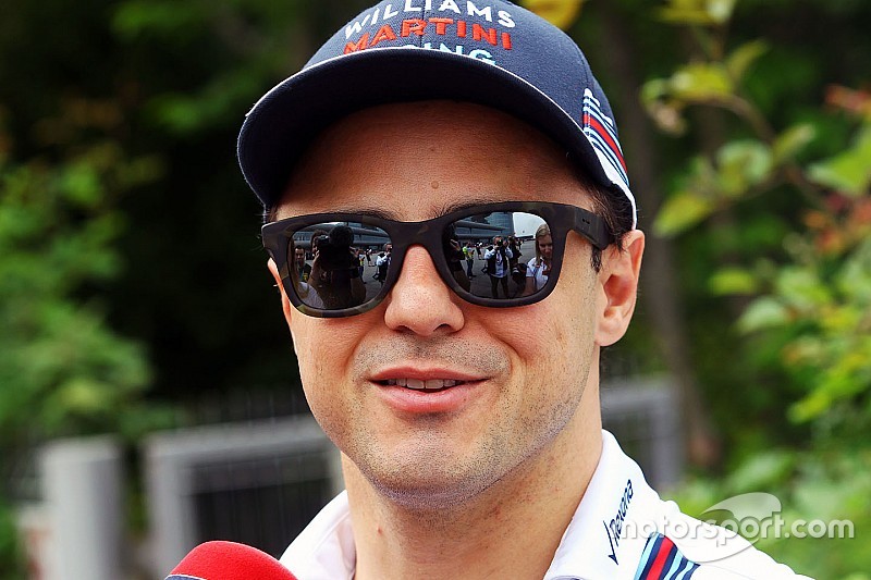 Massa resalta la unión de los pilotos en su cena