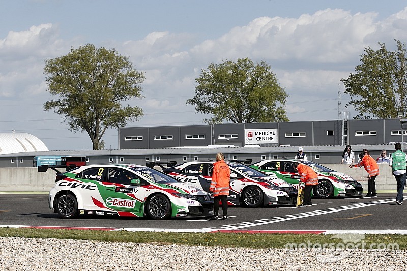 Hungaroring, Test: tripletta Honda con Michelisz al comando