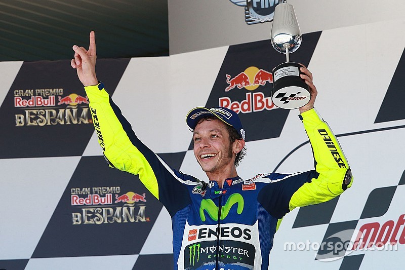 ロッシが今季初優勝。母国のふたりを圧倒:MotoGPスペインGP決勝