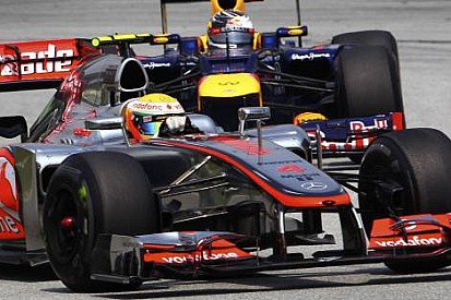 Hamilton: Lastik aşınması yarışı şekillendirecek