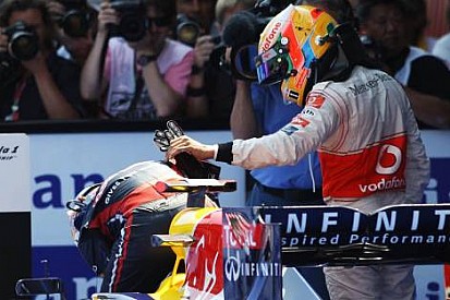 Alonso: Hamilton Vettel'den daha iyi
